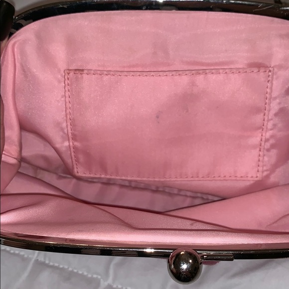 Coach wristlet - Picture 5 of 7